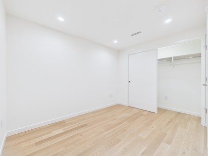 Photo 17 at 208 - 3963 Uplands, Cypress Park Estates, West Vancouver