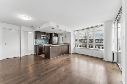 Photo 2 at 503 - 89 W 2nd Avenue, False Creek, Vancouver West