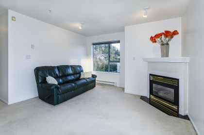 Photo 5 at 206 - 1085 W 17th Street, Pemberton NV, North Vancouver