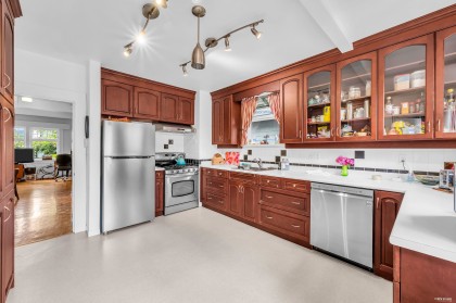 Photo 13 at 3174 W 10th Avenue, Kitsilano, Vancouver West