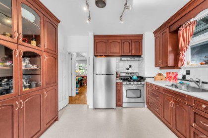 Photo 14 at 3174 W 10th Avenue, Kitsilano, Vancouver West