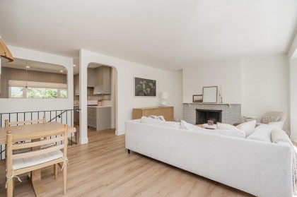 Photo 4 at 2784 Crescentview Drive, Edgemont, North Vancouver