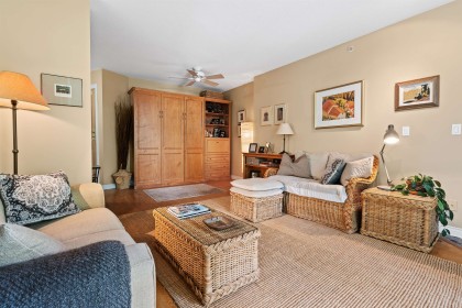 Photo 22 at 302 - 588 16th Street, Ambleside, West Vancouver