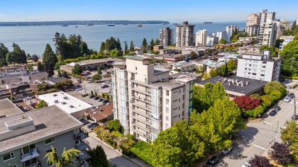 Photo 33 at 302 - 588 16th Street, Ambleside, West Vancouver