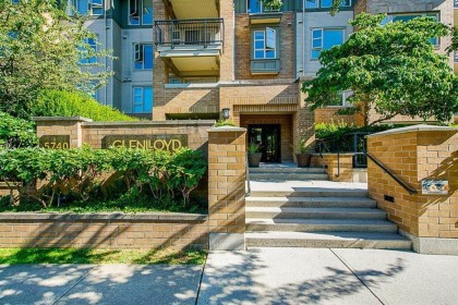 Photo 5 at 212 - 5740 Toronto Road, University VW, Vancouver West