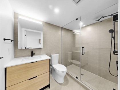 Photo 22 at 202 - 6485 Manitoba Street, Oakridge VW, Vancouver West