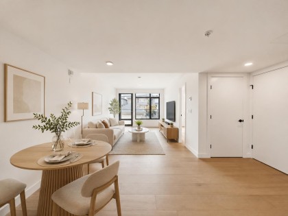 Photo 1 at 202 - 6485 Manitoba Street, Oakridge VW, Vancouver West