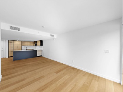 Photo 21 at 202 - 6485 Manitoba Street, Oakridge VW, Vancouver West