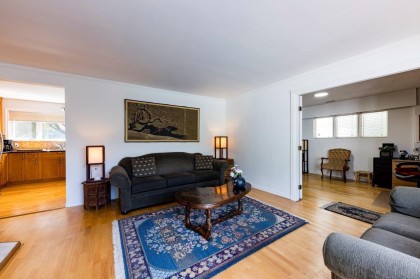 Photo 7 at 1140 Pinewood Crescent, Norgate, North Vancouver