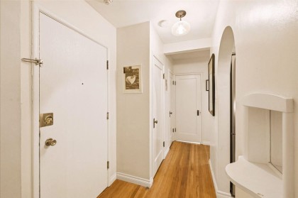 Photo 4 at 6 - 985 Jervis Street, West End VW, Vancouver West