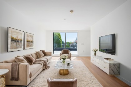 Photo 2 at 211 - 90 King Edward Avenue, Cambie, Vancouver West