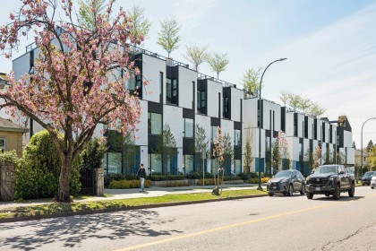 Photo 1 at 211 - 90 King Edward Avenue, Cambie, Vancouver West