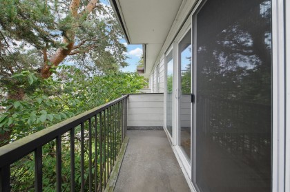 Photo 20 at 301 - 2125 W 2nd Avenue, Kitsilano, Vancouver West