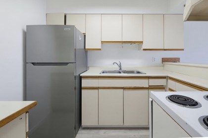 Photo 9 at 301 - 2125 W 2nd Avenue, Kitsilano, Vancouver West