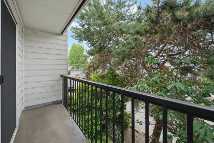 Photo 21 at 301 - 2125 W 2nd Avenue, Kitsilano, Vancouver West
