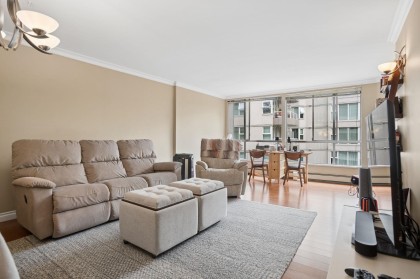 Photo 3 at 511 - 518 Moberly Road, False Creek, Vancouver West