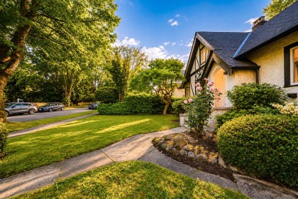 Photo 3 at 1225 W 26th Avenue, Shaughnessy, Vancouver West