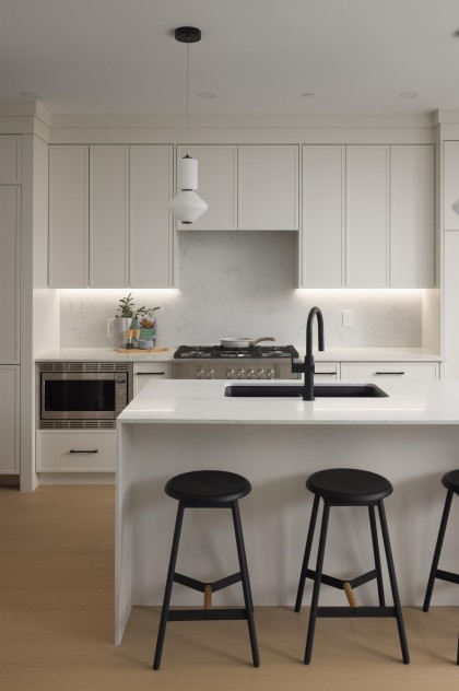 Photo 5 at 4 - 419 W 23rd Avenue, Cambie, Vancouver West