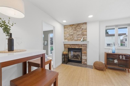 Photo 7 at 12 - 1949 W 8th Avenue, Kitsilano, Vancouver West