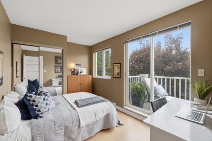 Photo 9 at 12 - 1949 W 8th Avenue, Kitsilano, Vancouver West