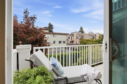 Photo 10 at 12 - 1949 W 8th Avenue, Kitsilano, Vancouver West