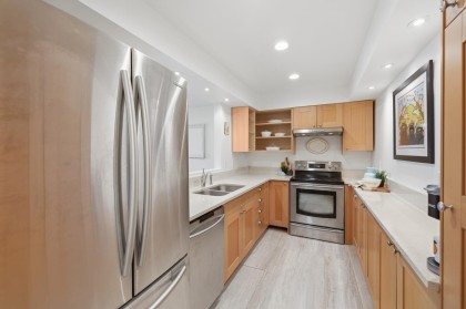 Photo 14 at 12 - 1949 W 8th Avenue, Kitsilano, Vancouver West