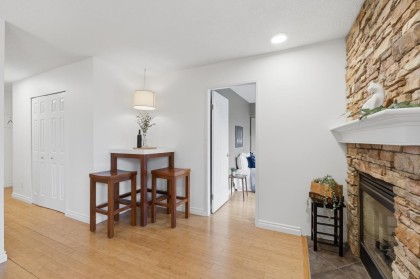 Photo 8 at 12 - 1949 W 8th Avenue, Kitsilano, Vancouver West