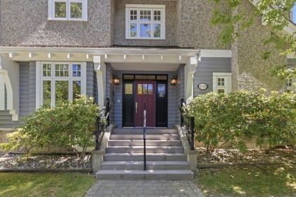 Photo 3 at 4188 Balaclava Street, MacKenzie Heights, Vancouver West