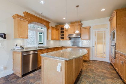Photo 5 at 4188 Balaclava Street, MacKenzie Heights, Vancouver West