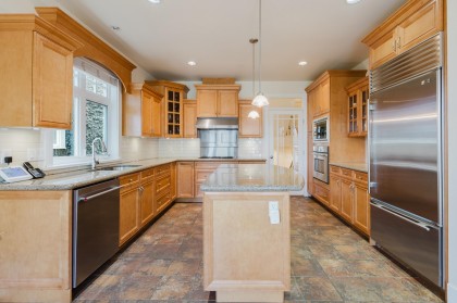 Photo 4 at 4188 Balaclava Street, MacKenzie Heights, Vancouver West