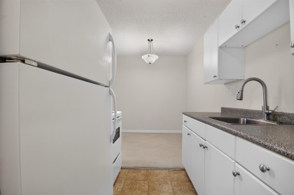 Photo 5 at 118 - 1655 Nelson Street, West End VW, Vancouver West