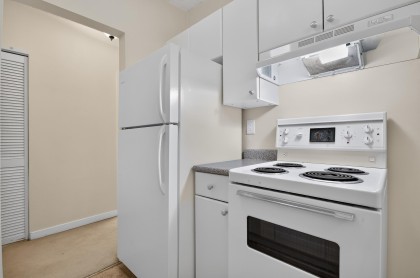 Photo 8 at 118 - 1655 Nelson Street, West End VW, Vancouver West