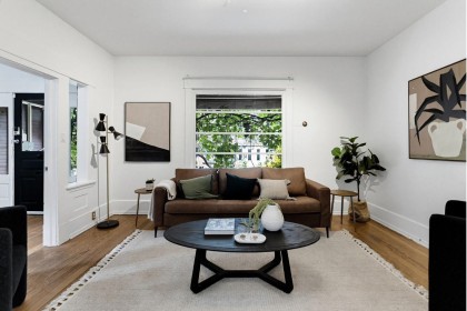 Photo 6 at 2110 Alberta Street, False Creek, Vancouver West