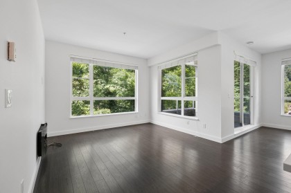 Photo 3 at 204 - 1621 Hamilton Avenue, Mosquito Creek, North Vancouver