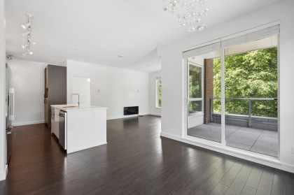 Photo 11 at 204 - 1621 Hamilton Avenue, Mosquito Creek, North Vancouver