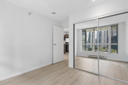 Photo 23 at 903 - 1328 W Pender Street, Vancouver West