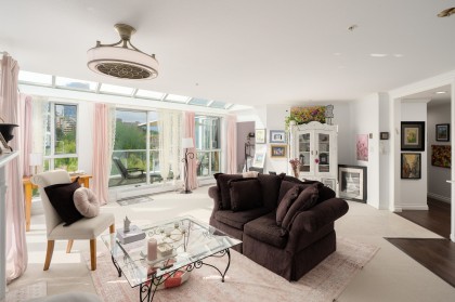 Photo 10 at 405 - 1502 Island Park Walk, False Creek, Vancouver West