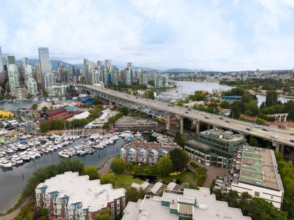 Photo 37 at 405 - 1502 Island Park Walk, False Creek, Vancouver West