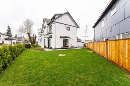 Photo 2 at 1 - 2837 Oliver Crescent, Arbutus, Vancouver West