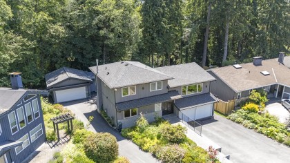 Photo 2 at 1776 Medwin Place, Blueridge NV, North Vancouver