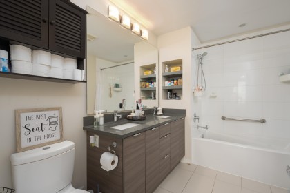 Photo 12 at 417 - 2665 Mountain Highway, Lynn Valley, North Vancouver