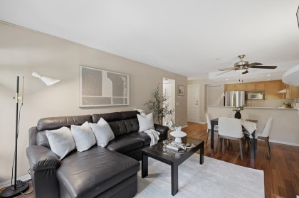 Photo 6 at 3018 W 4th Avenue, Kitsilano, Vancouver West