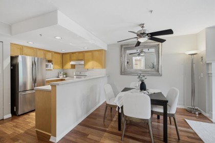 Photo 11 at 3018 W 4th Avenue, Kitsilano, Vancouver West