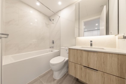 Photo 12 at 503 - 423 6th Street, Park Royal, West Vancouver