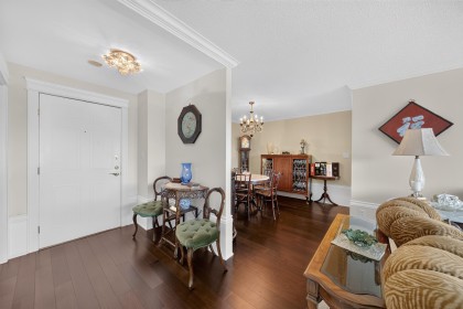Photo 7 at 802 - 5425 Yew Street, Kerrisdale, Vancouver West