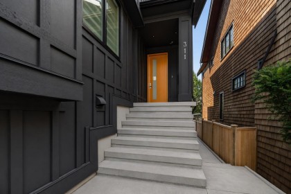 Photo 1 at 3118 W 42nd Avenue, Kerrisdale, Vancouver West