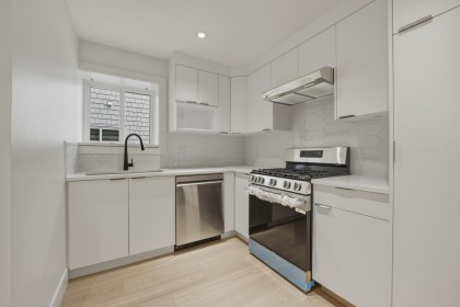 Photo 9 at 3118 W 42nd Avenue, Kerrisdale, Vancouver West