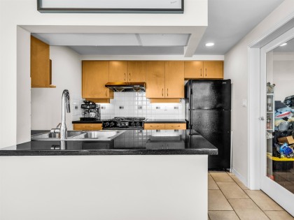 Photo 12 at 2807 - 1199 Marinaside Crescent, Yaletown, Vancouver West