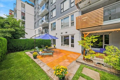 Photo 1 at 3 - 221 E 3 Street, Lower Lonsdale, North Vancouver