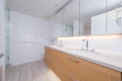Photo 20 at 1581 W 57th Avenue, South Granville, Vancouver West